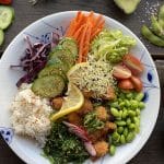 1: Poke Bowl med indbagt kylling